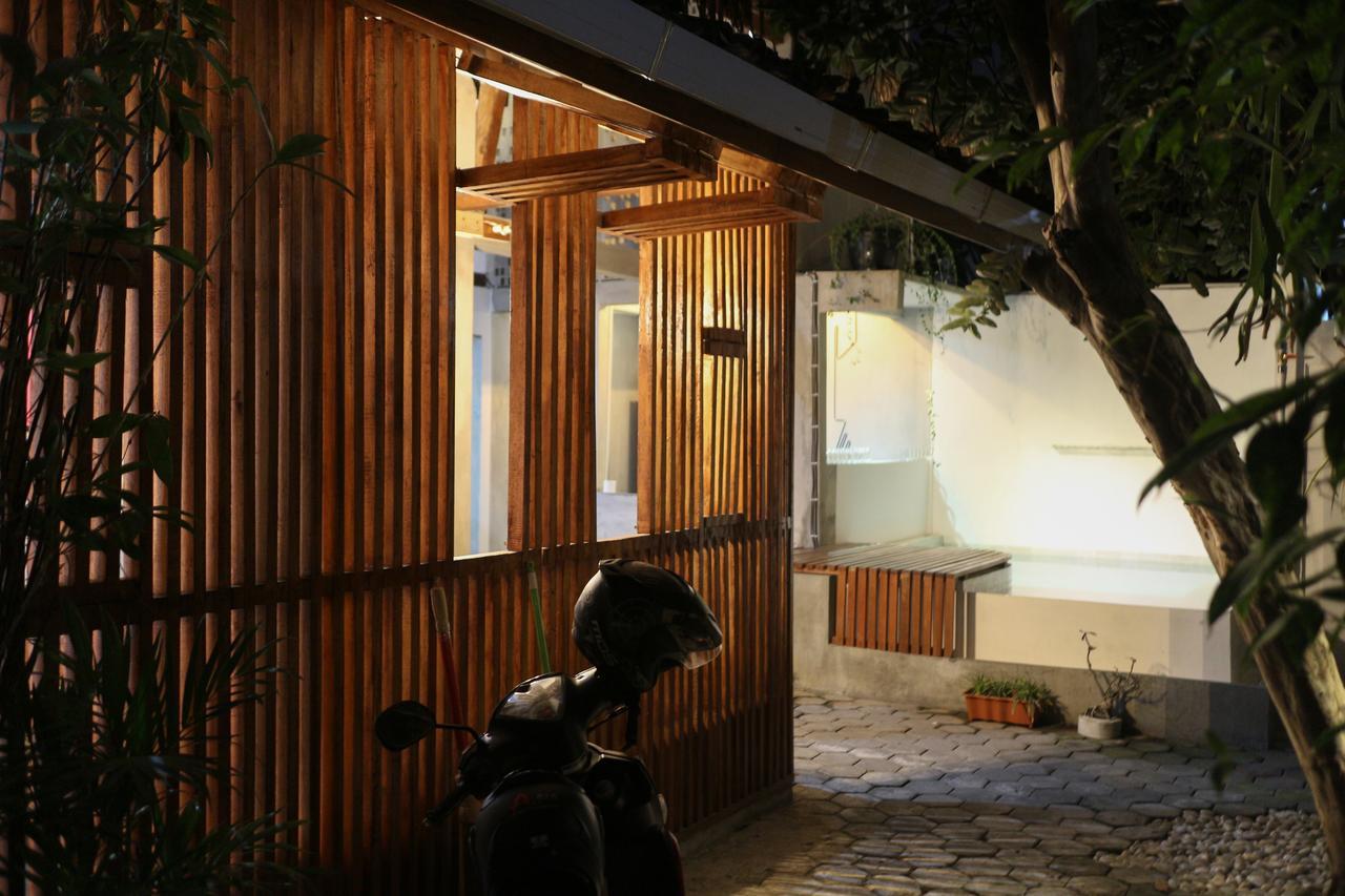 Trava House Villa Jogja 요그야카르타 외부 사진