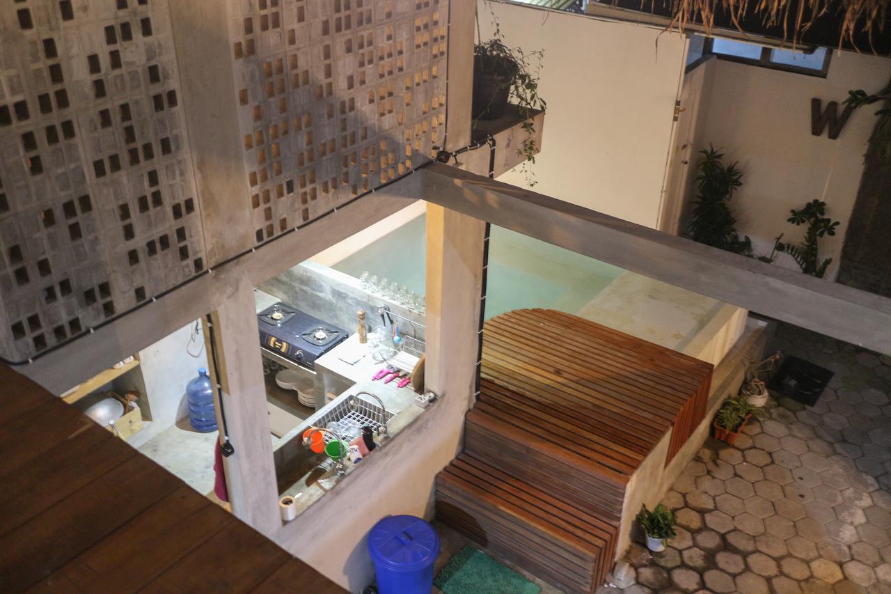 Trava House Villa Jogja 요그야카르타 외부 사진