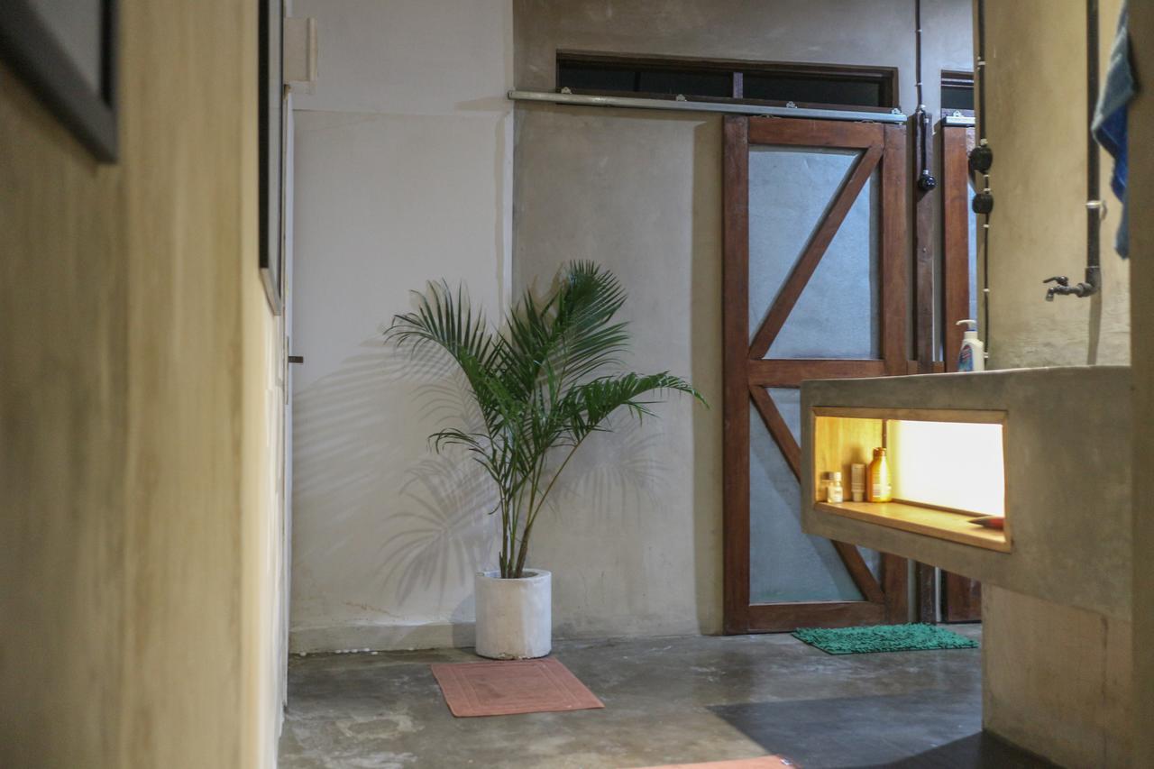 Trava House Villa Jogja 요그야카르타 외부 사진